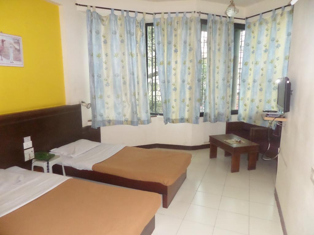 Hotel Manorath Nashik Habitación foto